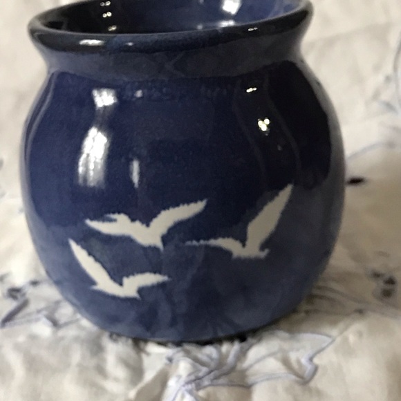 Lynch Pottery Jar with seagulls Handmade In NS by Lyncharm Pottery - Picture 4 of 10